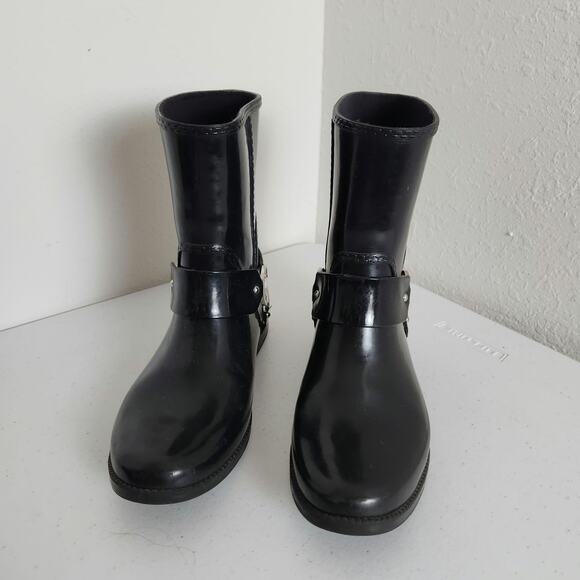 Michael Kors FULTON HARNESS Black Rain Bootie Ankle Boots Shoes US 9 - Picture 2 of 8